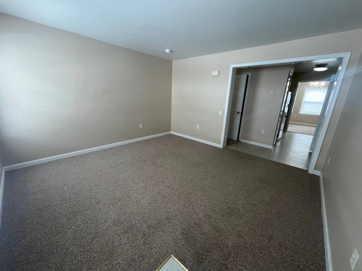 Apartment for rent at 7700 Overlook Dr, Clarksburg, WV 26301