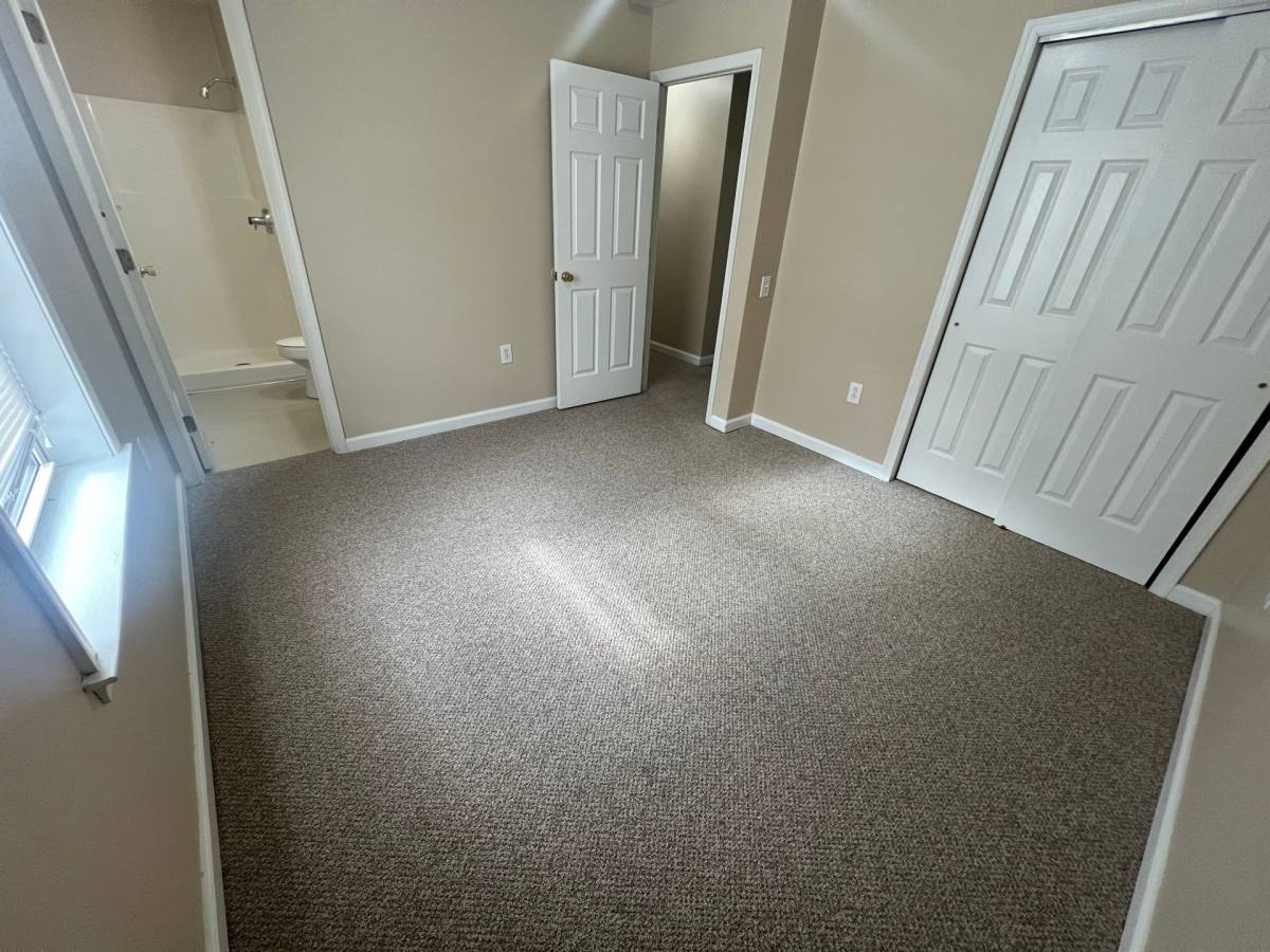 Apartment for rent at 7700 Overlook Dr, Clarksburg, WV 26301