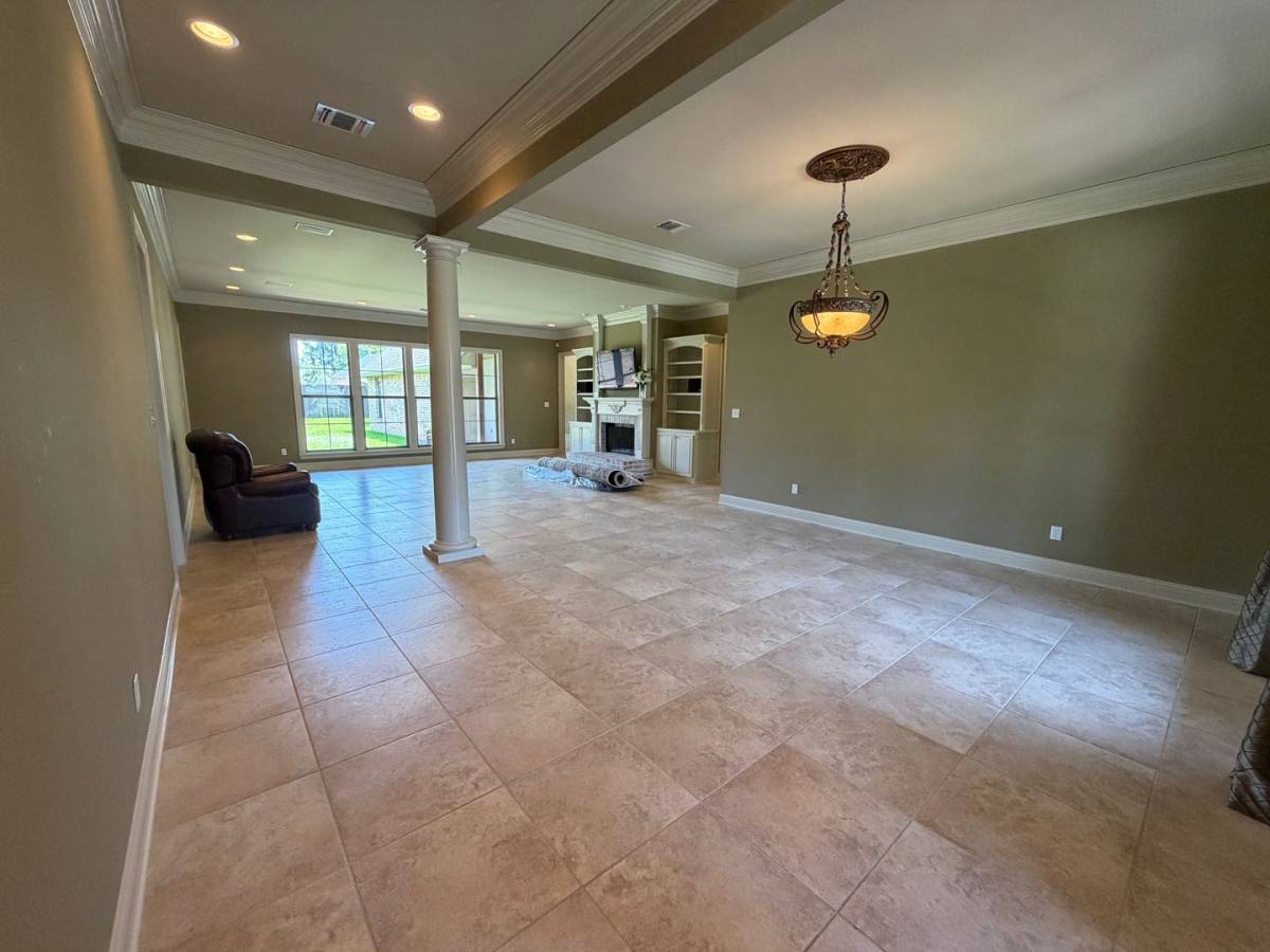 House for rent at 1073 Waters Edge Circle, Shreveport, LA 71106