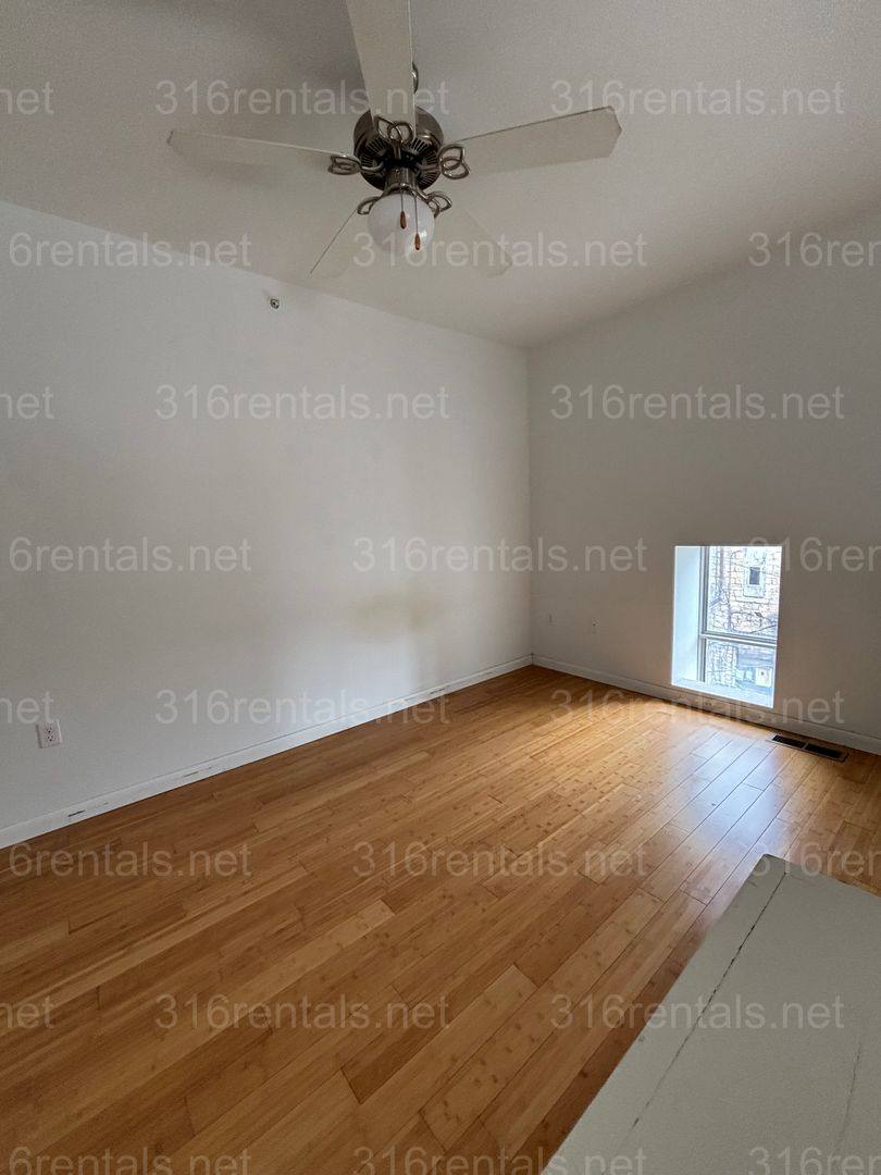 Apartment for rent at 115 W Central, El Dorado, KS 67042