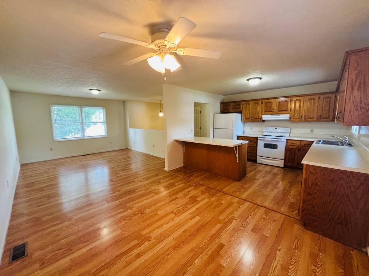 House for rent at 809 Second Ave #M, Radford, VA 24141