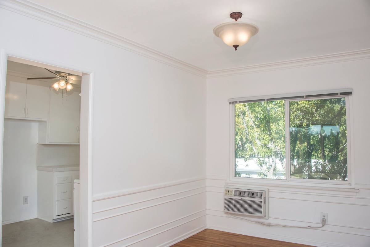Apartment for rent at 1636 - 1640 Huntington Dr, South Pasadena, CA 91030