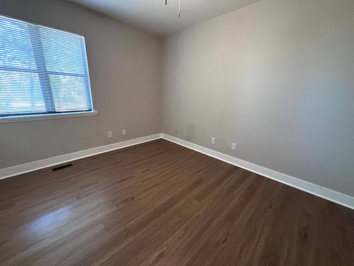 Townhouse for rent at 575 Countrytown Dr, Hope Mills, NC 28348