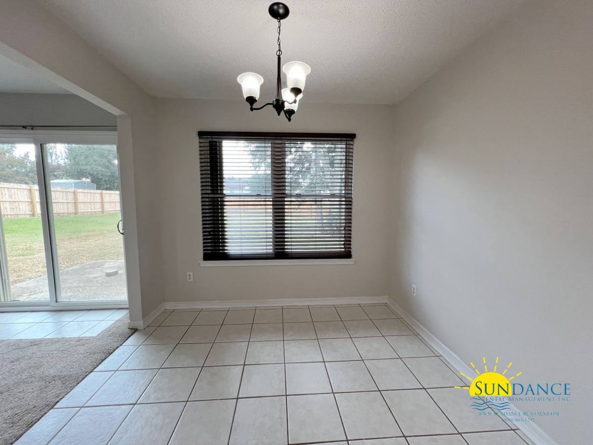 House for rent at 223 Westview Dr, Crestview, FL 32536