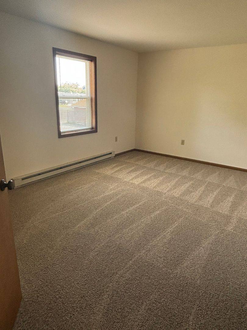 Townhouse for rent at 719 721 W Racine St, Jefferson, WI 53549