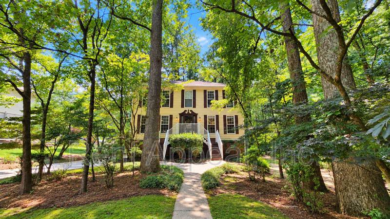 House for rent at 310 Milesford Court, Alpharetta, GA 30022