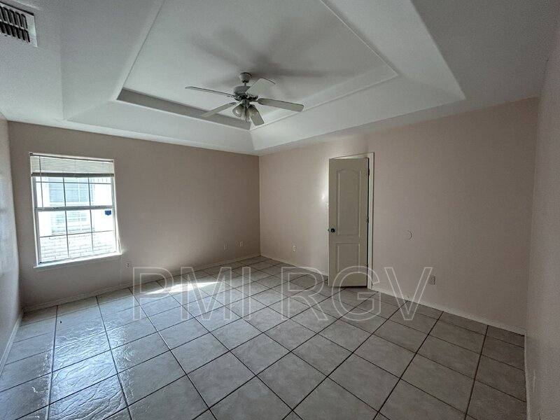 Apartment for rent at 1817 Tierra Dulce Dr #2, Edinburg, TX 78539