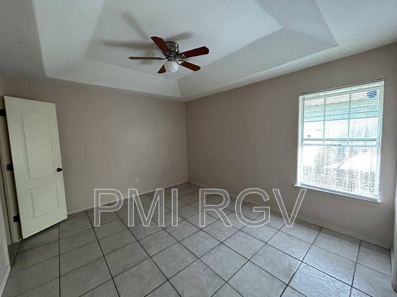 Apartment for rent at 1817 Tierra Dulce Dr #2, Edinburg, TX 78539