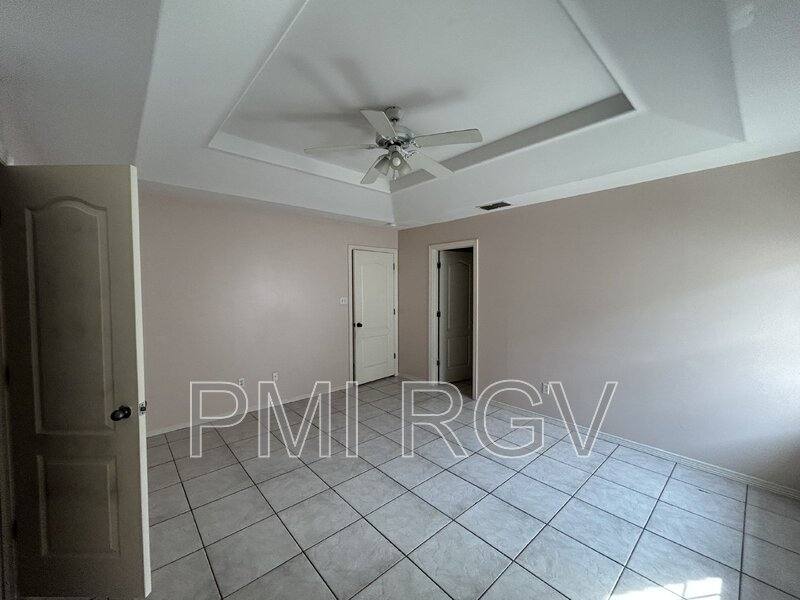 Apartment for rent at 1817 Tierra Dulce Dr #2, Edinburg, TX 78539