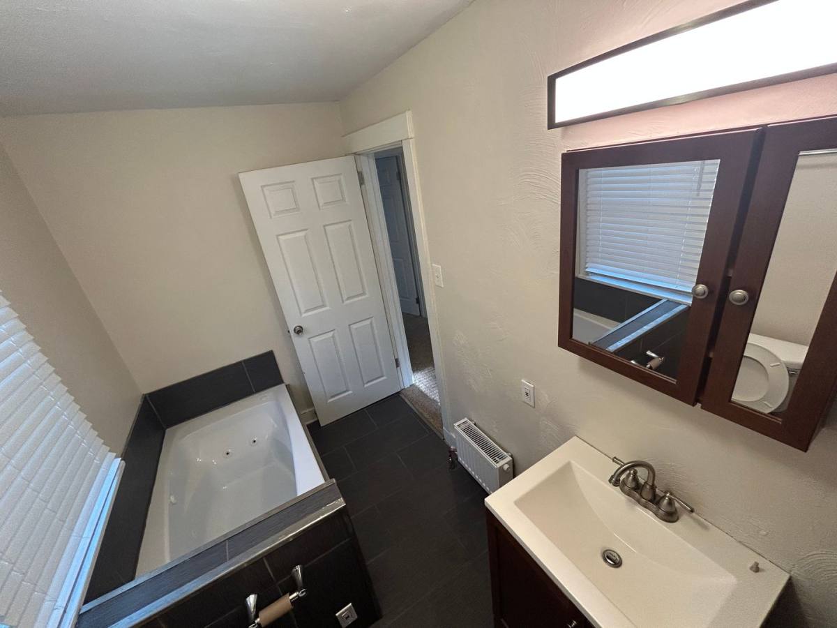 House for rent at 8527 Westwood Rd, Pittsburgh, PA 15235