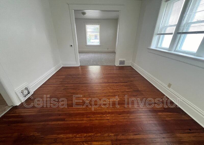House for rent at 1209 W Wildwood Ave, Fort Wayne, IN 46807