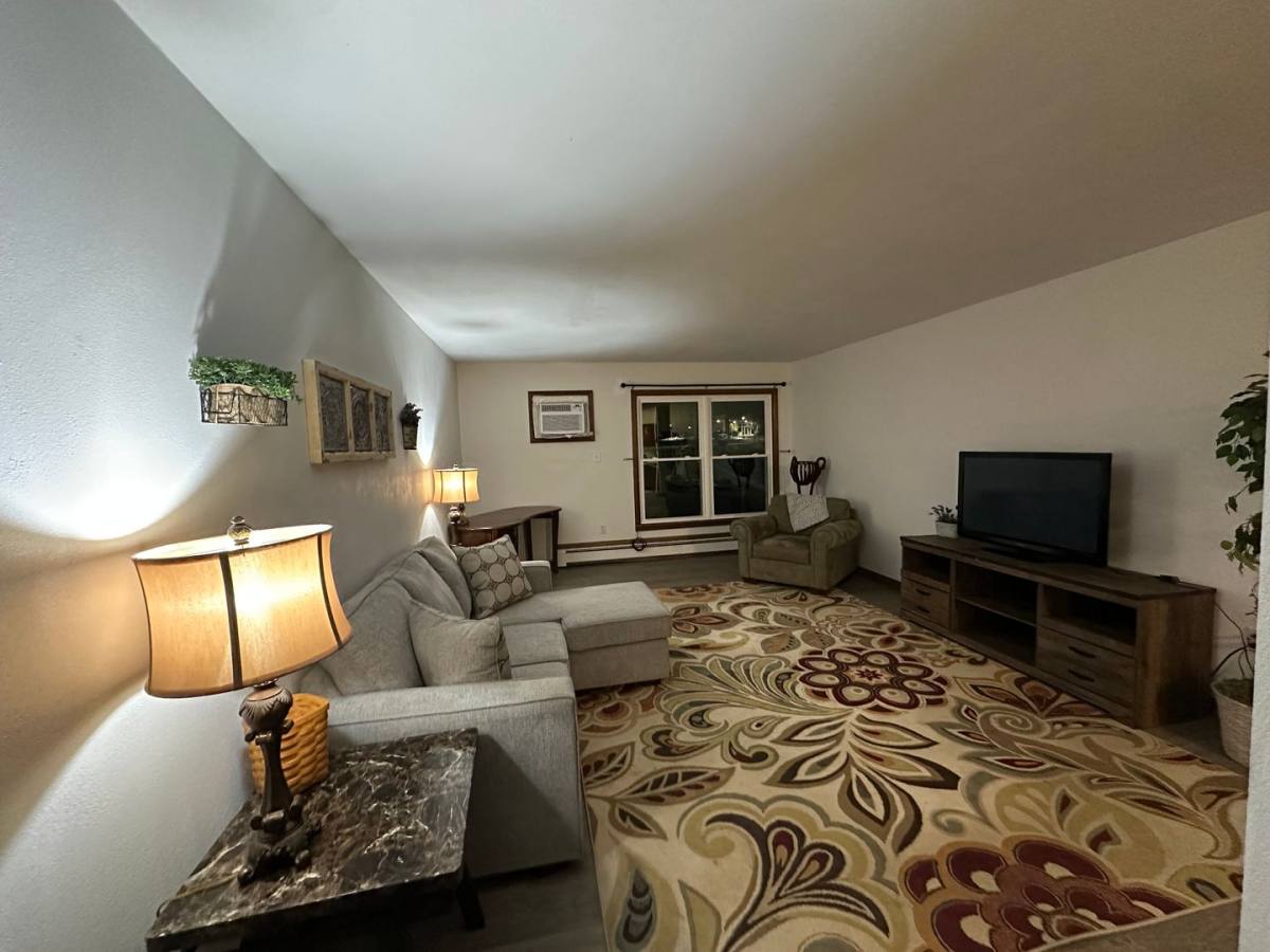 Apartment for rent at Rock Top, 2920-3000 24th St, Rock Island, IL 61201