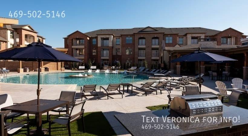 Apartment for rent at 1835 Parker Rd, Carrollton, TX 75010