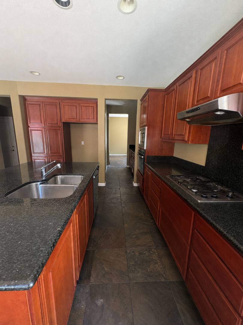 House for rent at 20401 Panoz Rd, Patterson, CA 95363