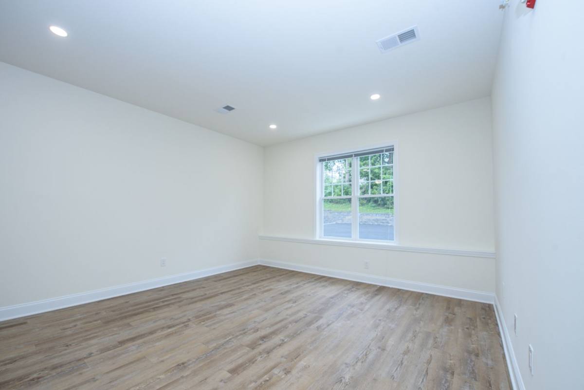Apartment for rent at 1040 Broadway #201, Rensselaer, NY 12144