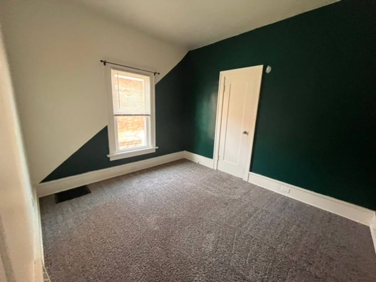 House for rent at 1123 18 1 2 Ave, Rock Island, IL 61201