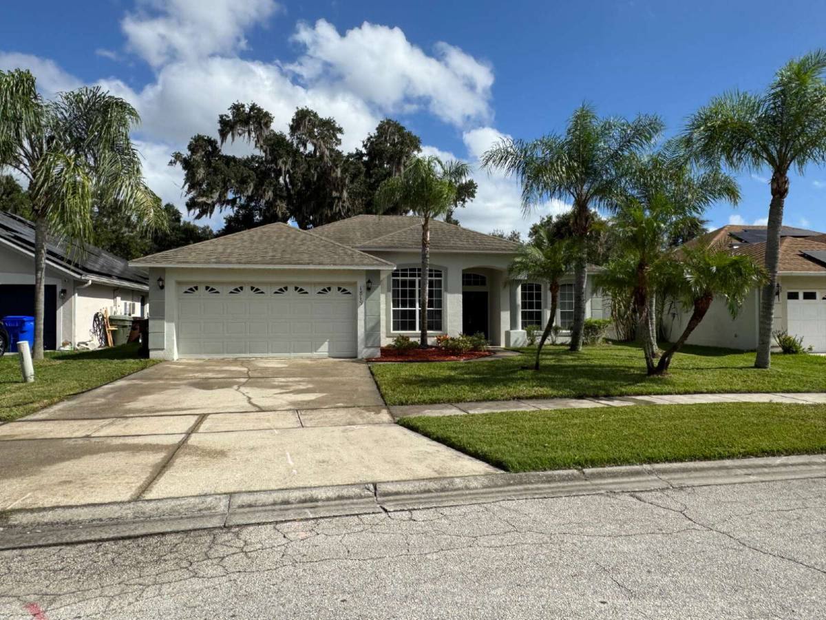 House for rent at 1819 Ironwood Way, Kissimmee, FL 34746