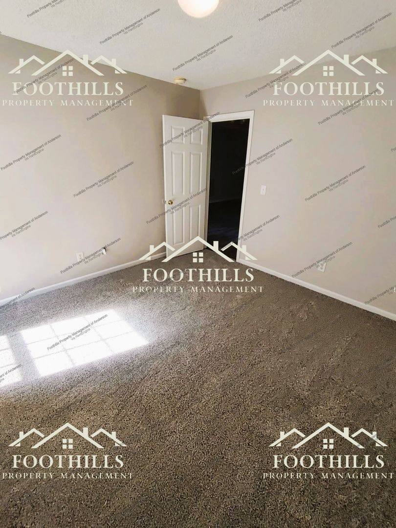 Apartment for rent at 129 Ashton Lane, Anderson, SC 29621