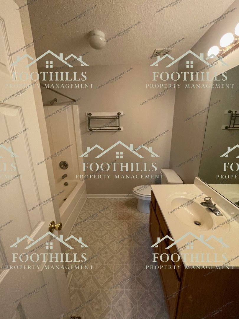 Apartment for rent at 129 Ashton Lane, Anderson, SC 29621