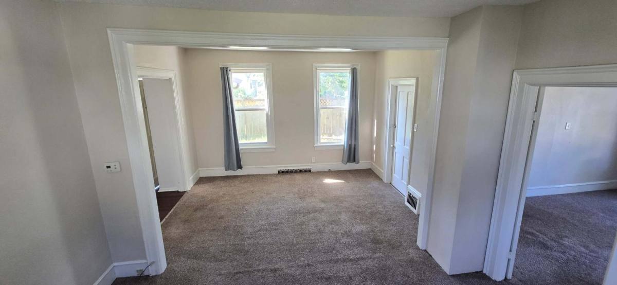 Apartment for rent at 823 N 14th St, Manitowoc, WI 54220