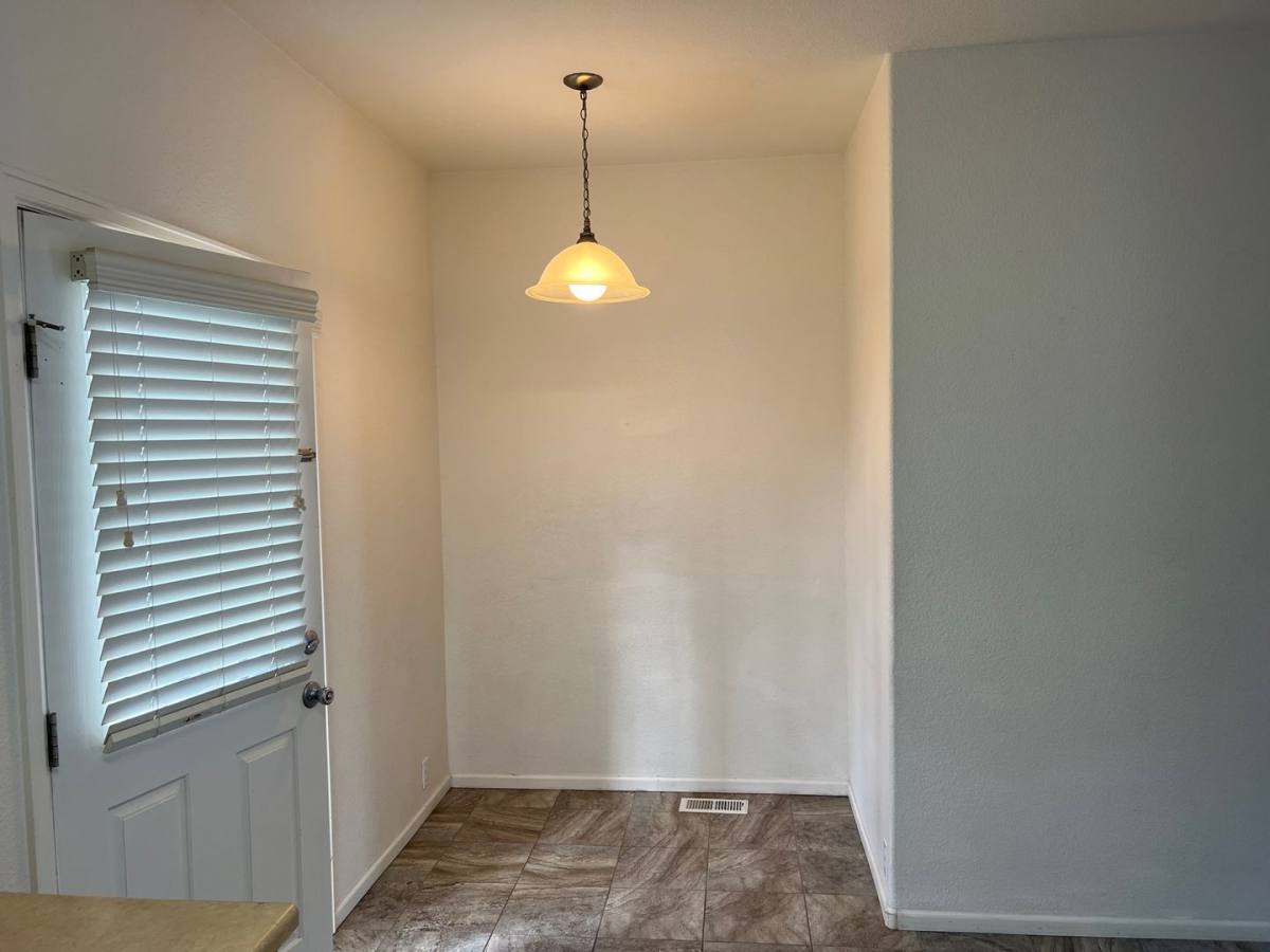 2146 Creekridge Point, Colorado Springs, CO 80910 - Townhouse for Rent - Image 9