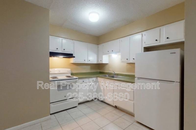 Townhouse for rent at 10952 Cherry Hill Ave #4, Baton Rouge, LA 70816