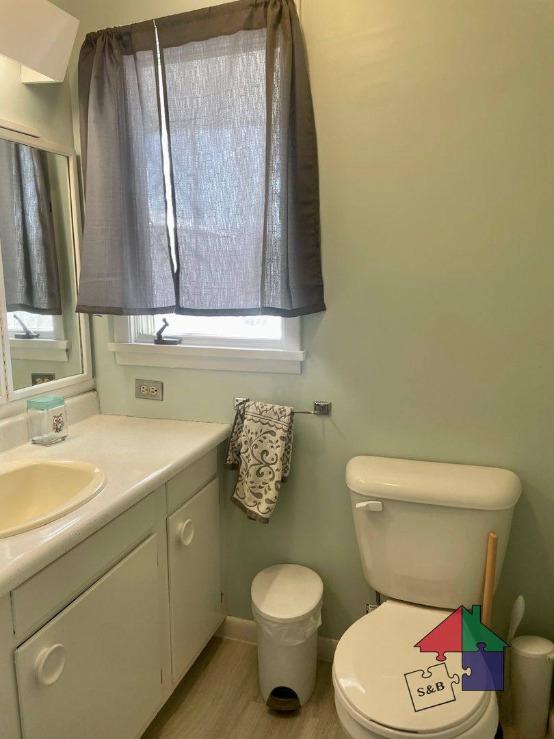 Apartment for rent at 47 Orange St, Barre, VT 05641