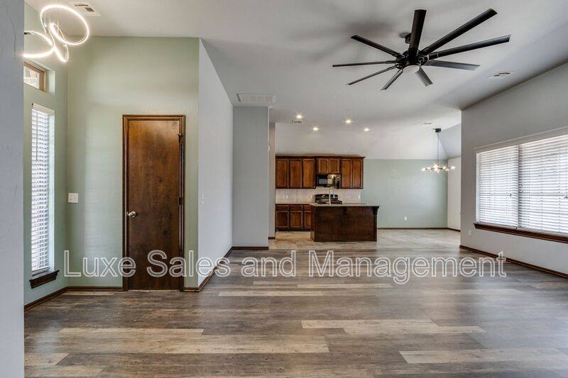 House for rent at 1174 Misty Lane NW, Piedmont, OK 73078