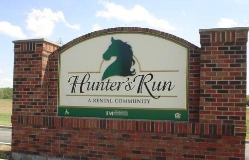 Apartment for rent at 717 E Hunters Run Dr, Marion, IN 46953