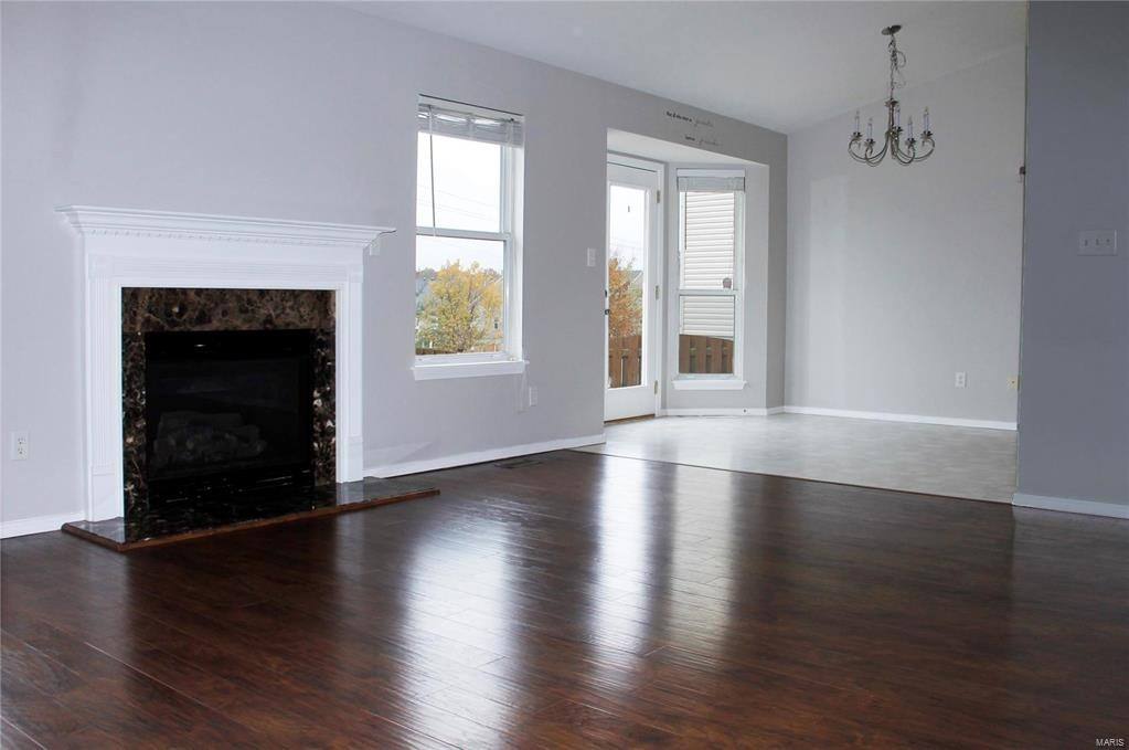 House for rent at 1972 Briarfield Dr, Lake Saint Louis, MO 63367