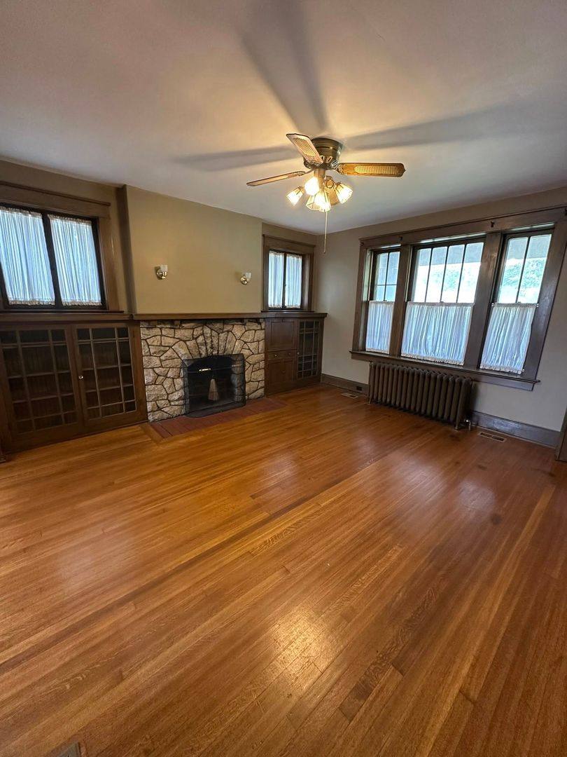 Apartment for rent at 1400 Hampshire, Quincy, IL 62301