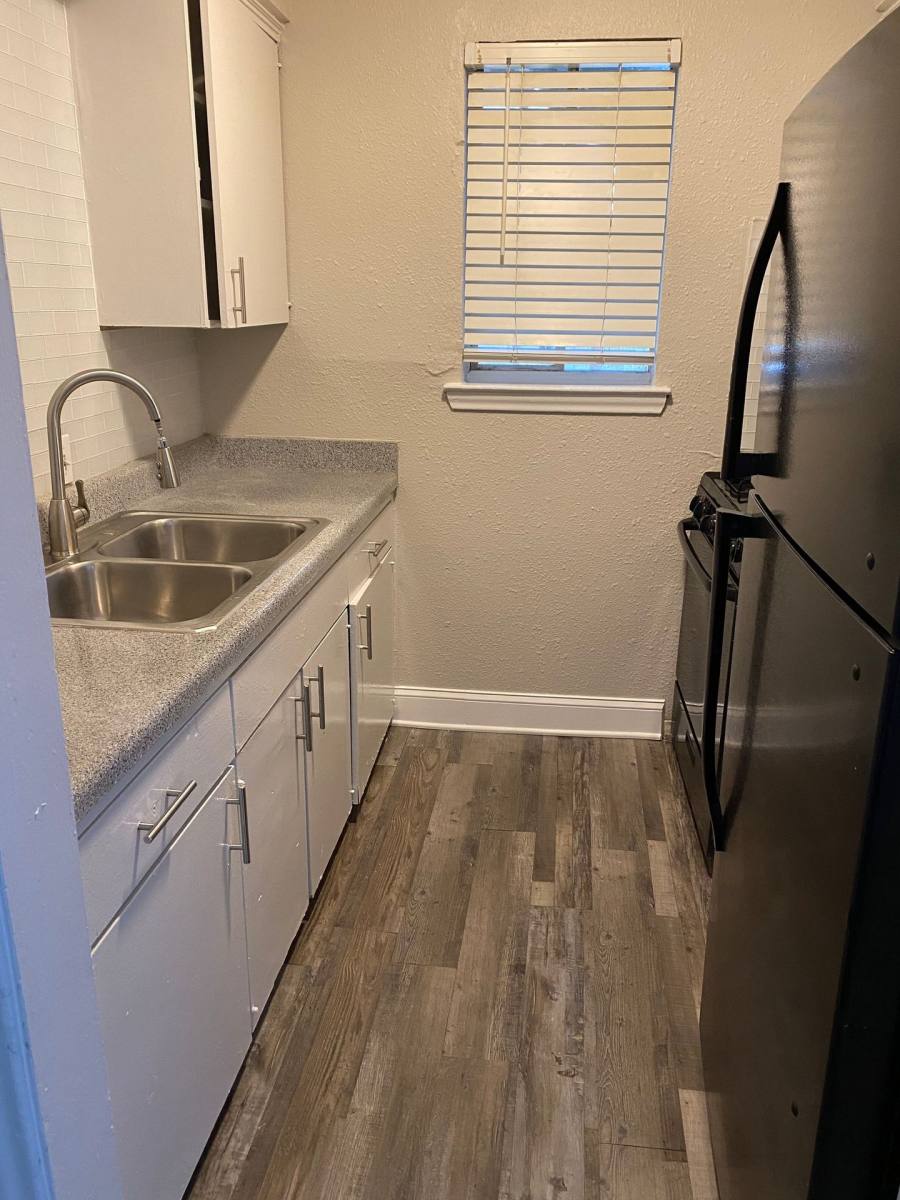 Apartment for rent at 1809 Cox St, Carrollton, TX 75006
