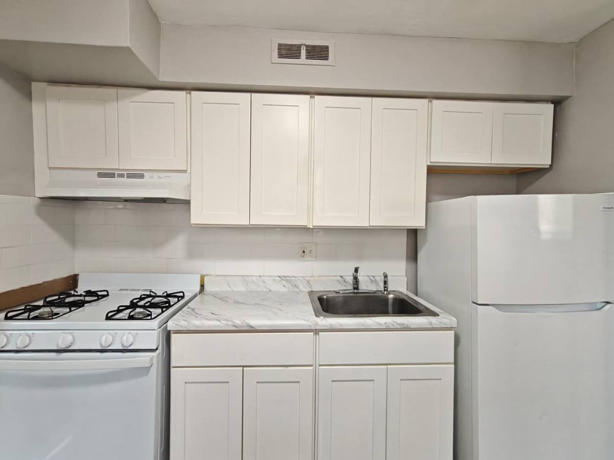 Apartment for rent at 7108 Oxford Ave #43, Philadelphia, PA 19111