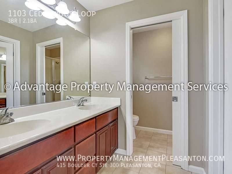 Townhouse for rent at 1103 Cedarwood Loop, San Ramon, CA 94582