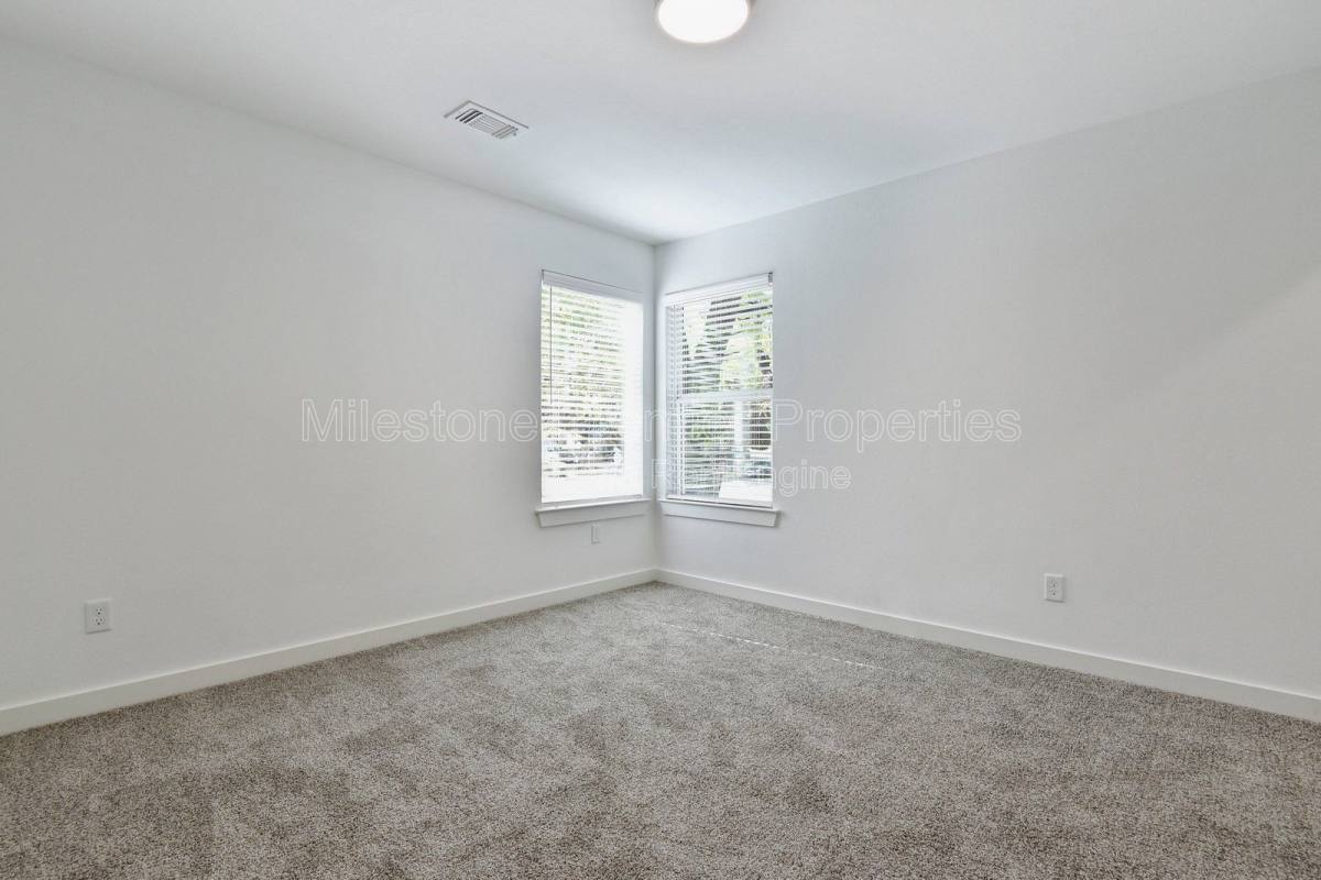 Apartment for rent at 103 E Bond St, Denison, TX 75021