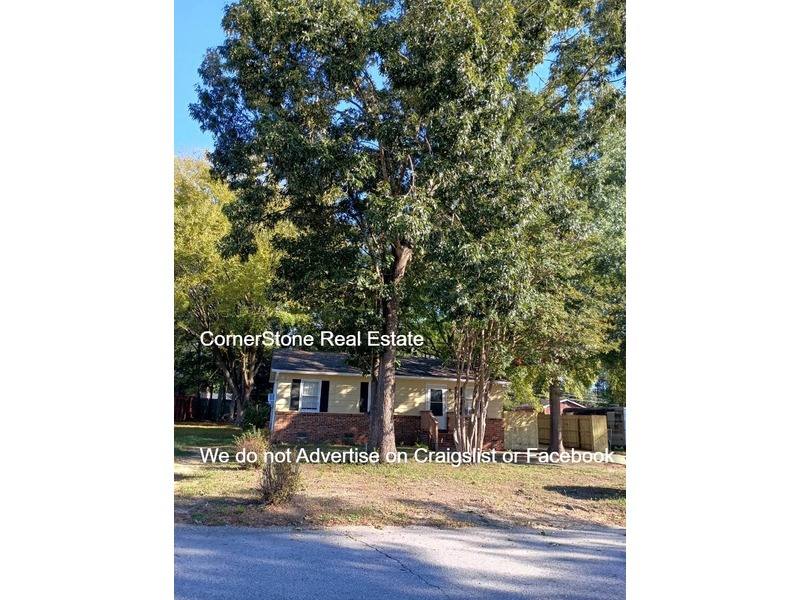House for rent at 2105 Coinjock Circle, Fayetteville, NC 28304