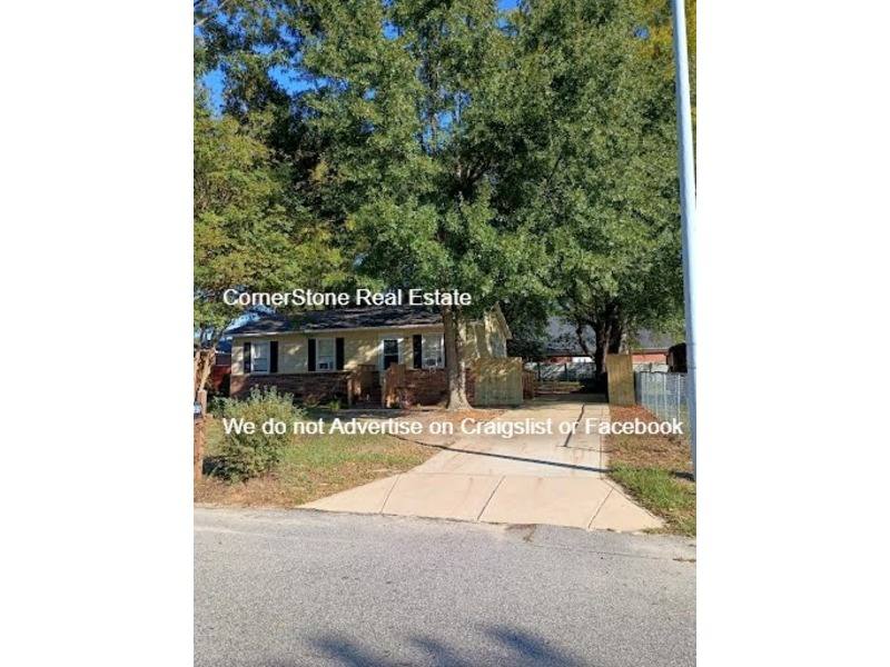 House for rent at 2105 Coinjock Circle, Fayetteville, NC 28304