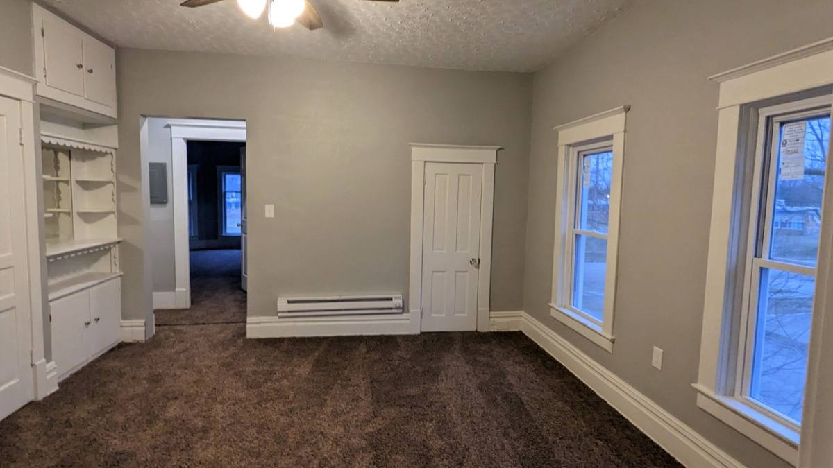 Apartment for rent at 109 Irwin Ave, Muskegon, MI 49442