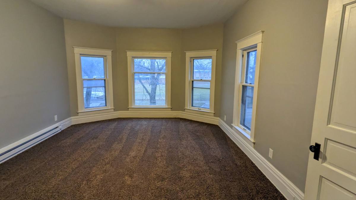 Apartment for rent at 109 Irwin Ave, Muskegon, MI 49442