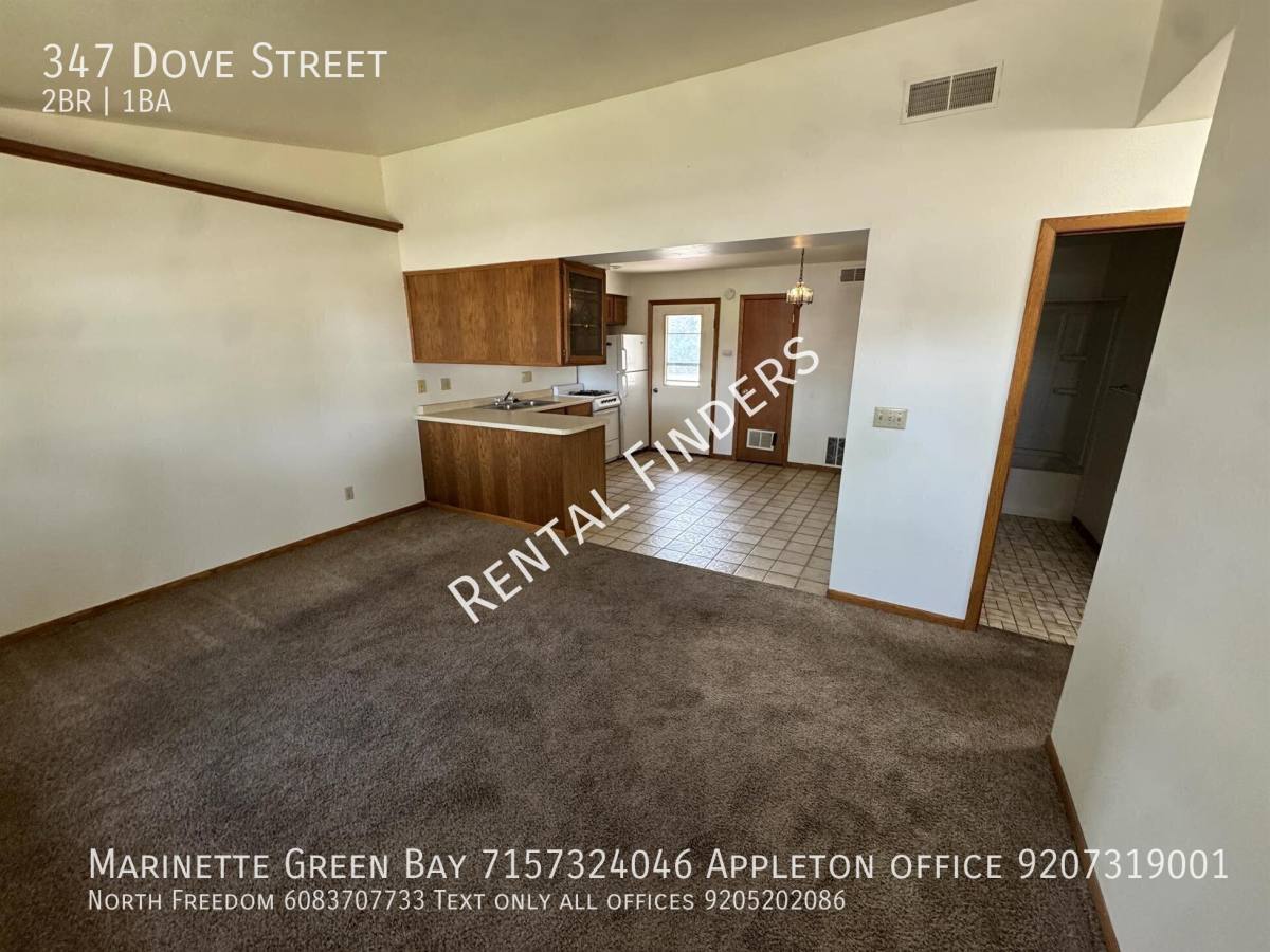 Apartment for rent at 347 Dove St, Oshkosh, WI 54902