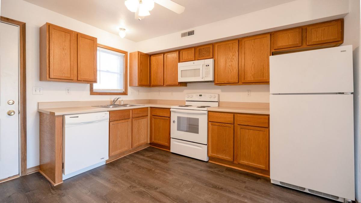 Apartment for rent at 100-1400 Pinnacle Heights Dr, Morgantown, WV 26505