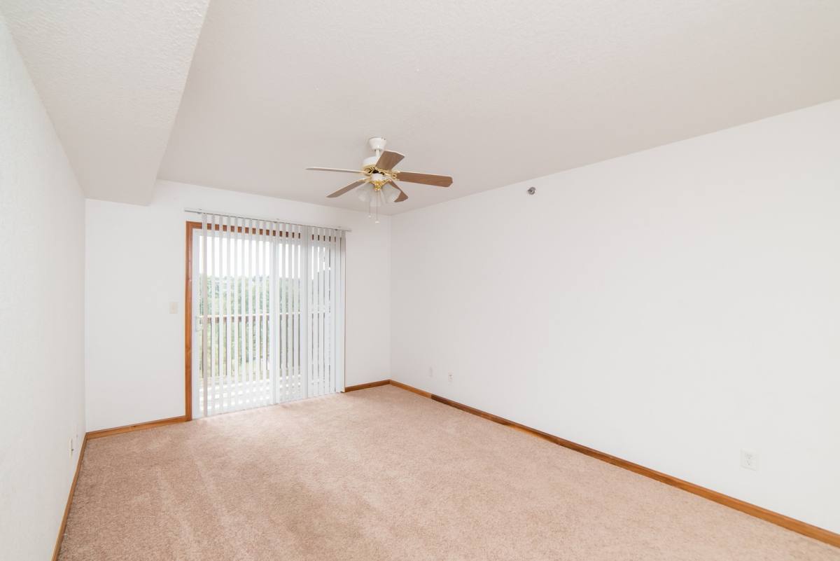 Apartment for rent at 100-1400 Pinnacle Heights Dr, Morgantown, WV 26505