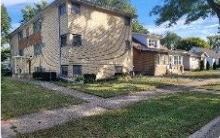 Apartment for rent at 14605 Des Plaines #1E, Harvey, IL 60426