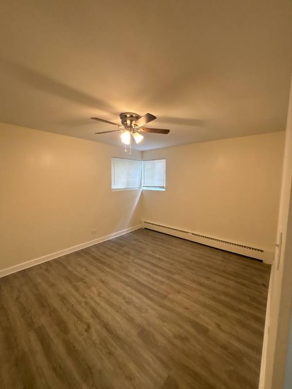 Apartment for rent at 14605 Des Plaines #1E, Harvey, IL 60426