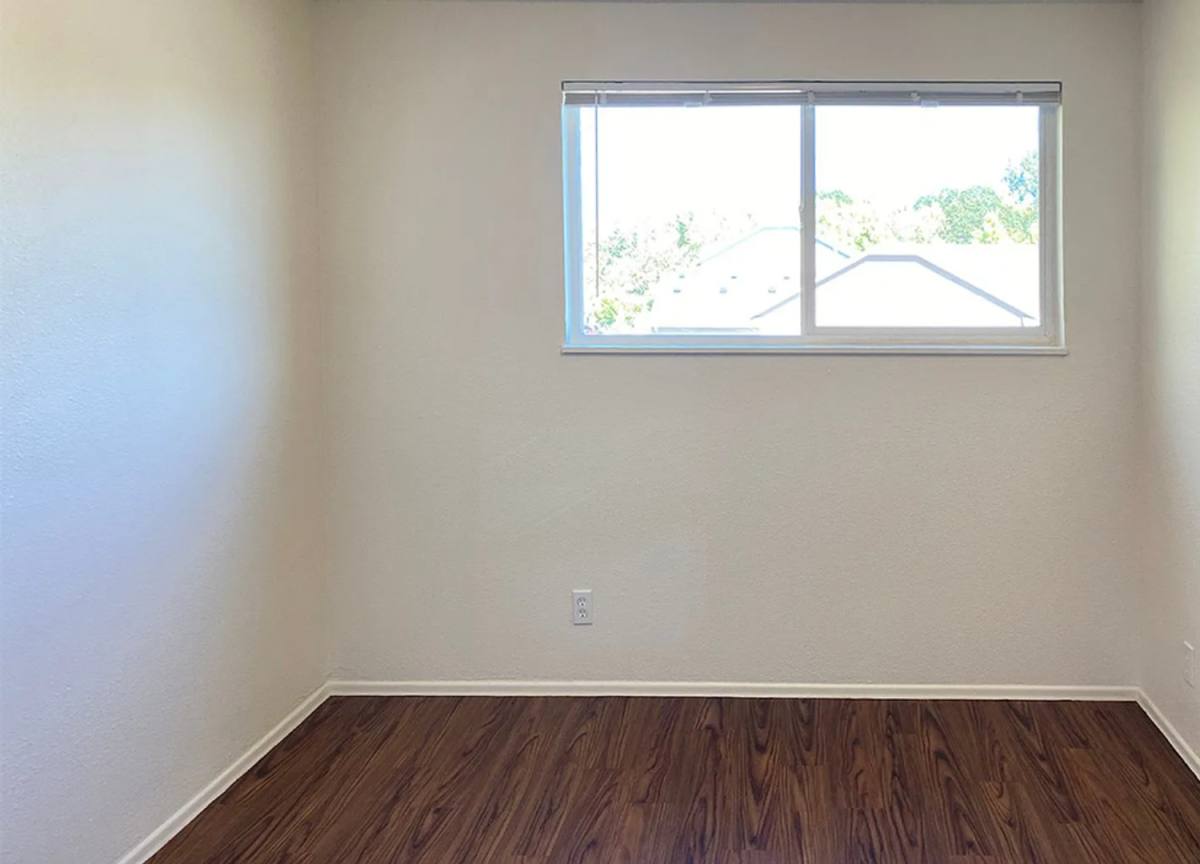 Apartment for rent at 775 N Knox St, Monmouth, OR 97361