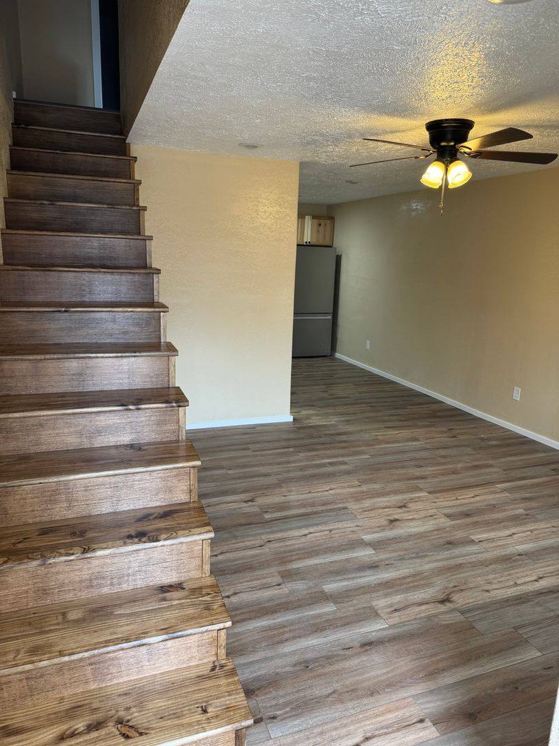 Apartment for rent at 1623 S Pike Ave, Bolivar, MO 65613