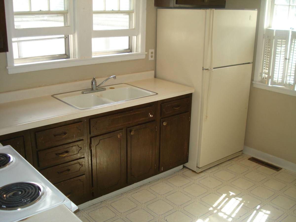 Apartment for rent at 400-402 2nd St SW, Austin, MN 55912