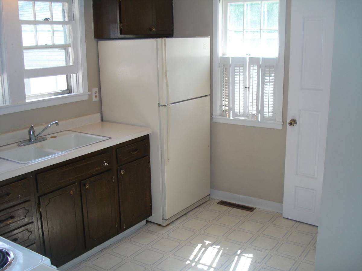 Apartment for rent at 400-402 2nd St SW, Austin, MN 55912