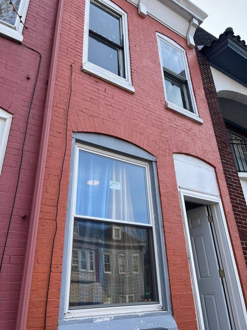 1030 Walnut St in Reading, PA | 3 Beds 1.5 Baths House for Rent ...