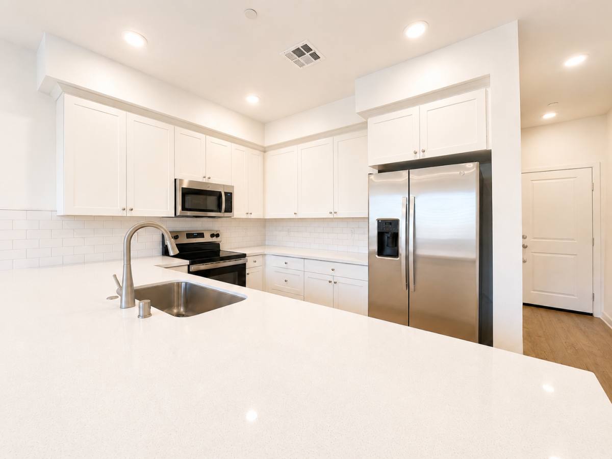 Townhouse for rent at 33221 Opal Glass Dr, Winchester, CA 92596